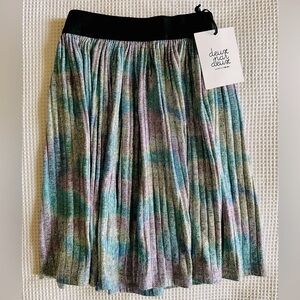 Deux Par Deux Silver Metallic Print Skirt Size 12 NWT
